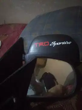 Di jual cepat merk kaca spion mobil   Avanza  murah