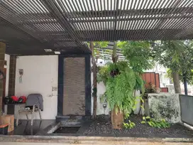 Di jual rumah di dlm komplek sektor 9 bintaro