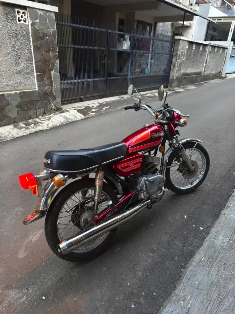 Yamaha RS 100 Tahun 1976