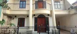 RUMAH DISEWAKAN DI JAKARTA SELATAN