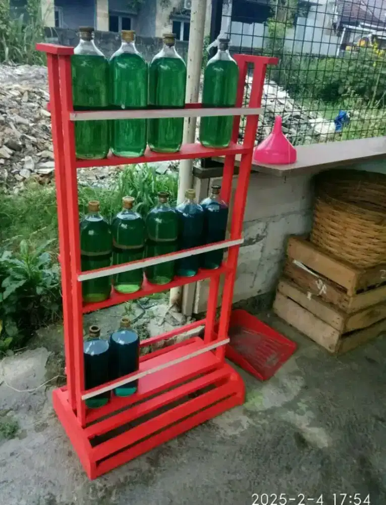 Rak bensin eceran minimalis