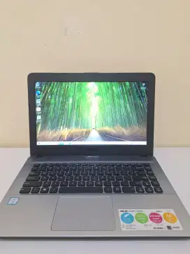 Laptop Asus X441U intel core i3 gen 6, Normal siap pakai. Harga Nego