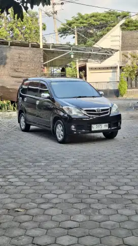 Toyota Avanza 2010 Bensin