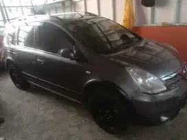 Nissan Livina 2008 Bensin