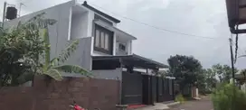 Rumah 2 Lantai di Kujangsari, Bandung Kidul, Bandung
