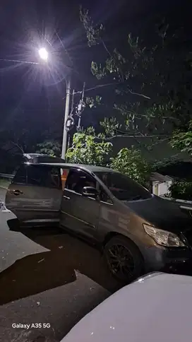 Toyota Kijang Innova 2013 Bensin