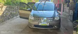 Nissan Grand livina 2011 Bensin