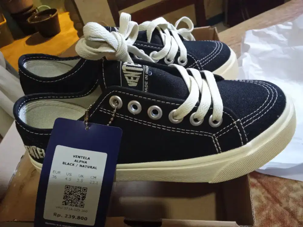 Jual sepatu baru