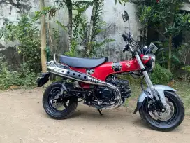 Honda DAX istimewa th 2023