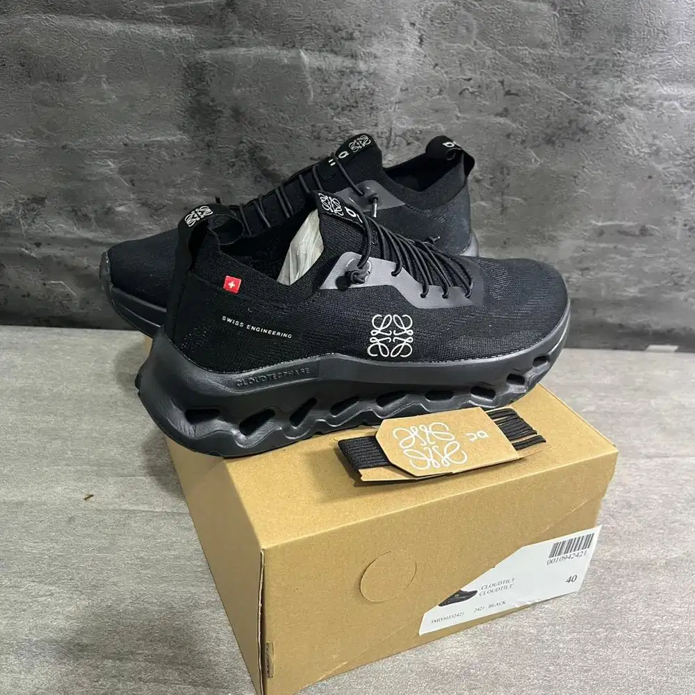 Sepatu Unisex 0n X L0w33 Cloud