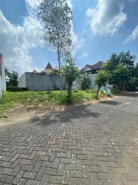 Dijual Tanah Kavling di Cluster Golf, Araya, Malang