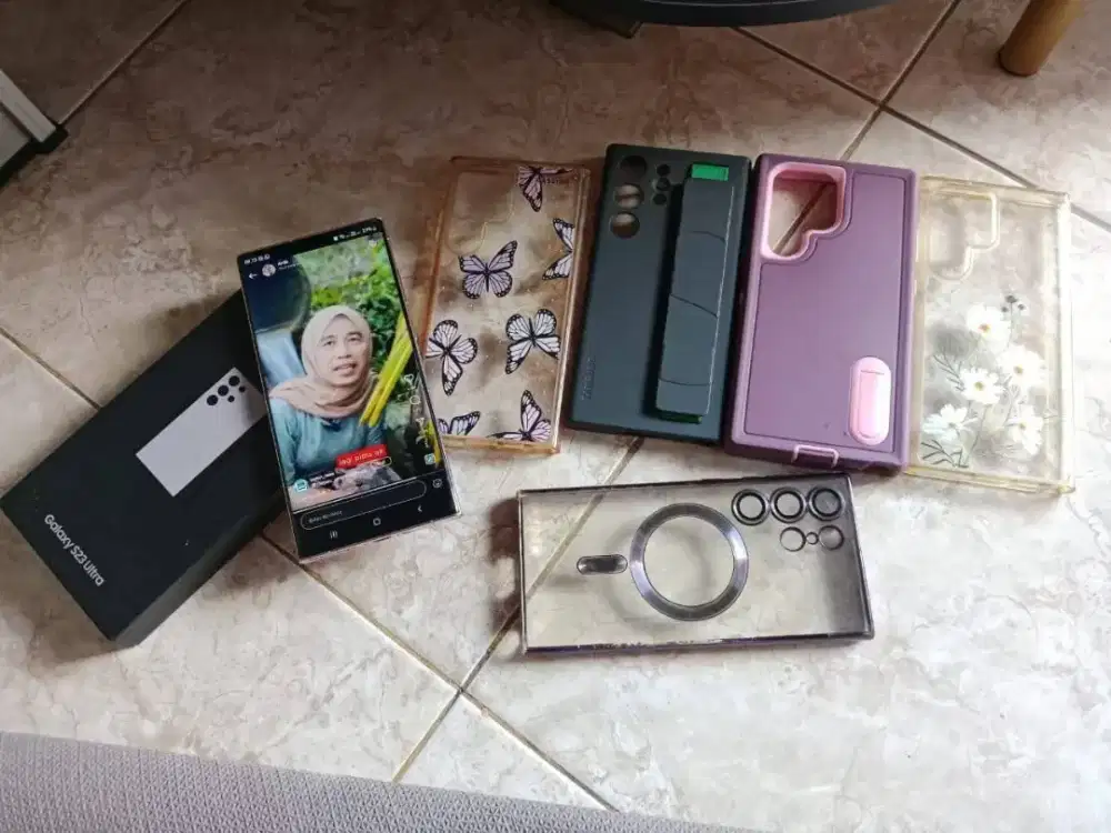 Dijual samsung s23 ultra 512 lavender no minus lgkap
Garansi off