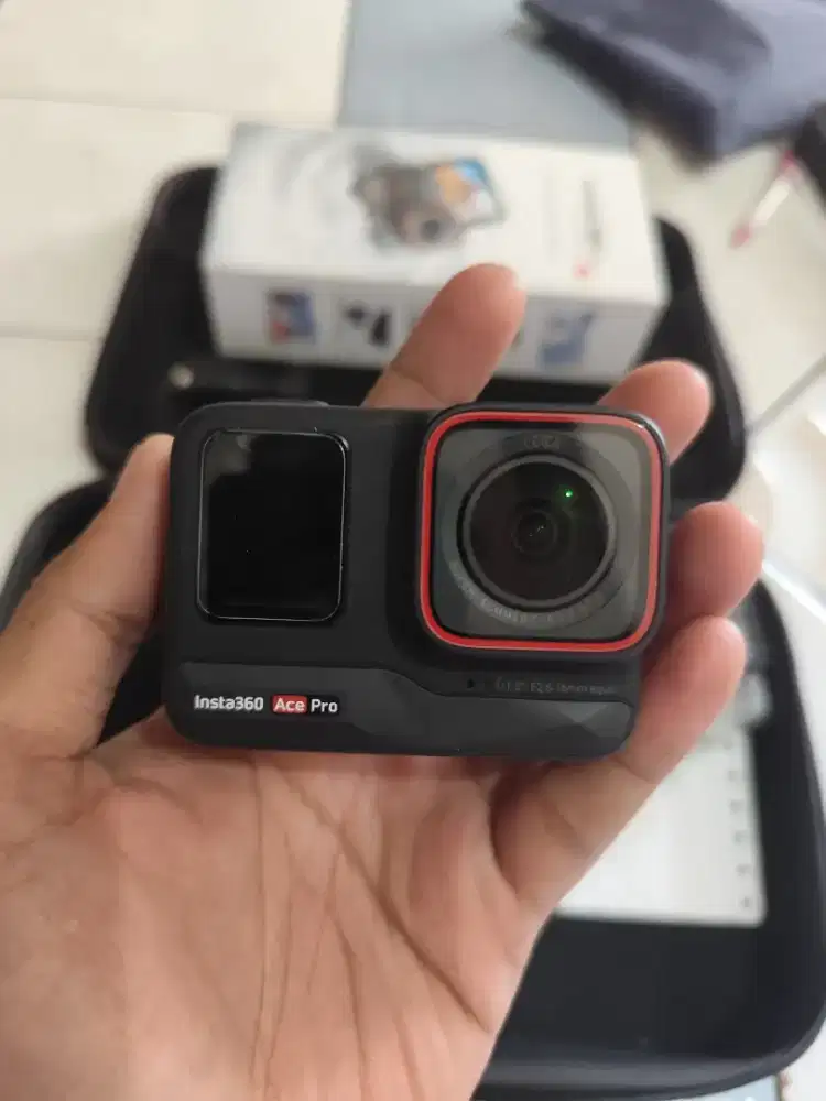 Insta360 Ace Pro