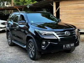TOYOTA FORTUNER VRZ 2016