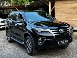TOYOTA FORTUNER VRZ 20016