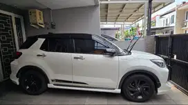 Dijual Toyota Raize GR Sport 1.0 Turbo TSS Dual Tone Dec 2021