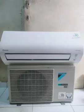 ac daikin inverter ½ pk