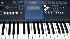 Yamaha Psr E333 piano keyboard pemula kondisi baik normal murah saja