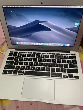 Macbook air second 2013 mulus