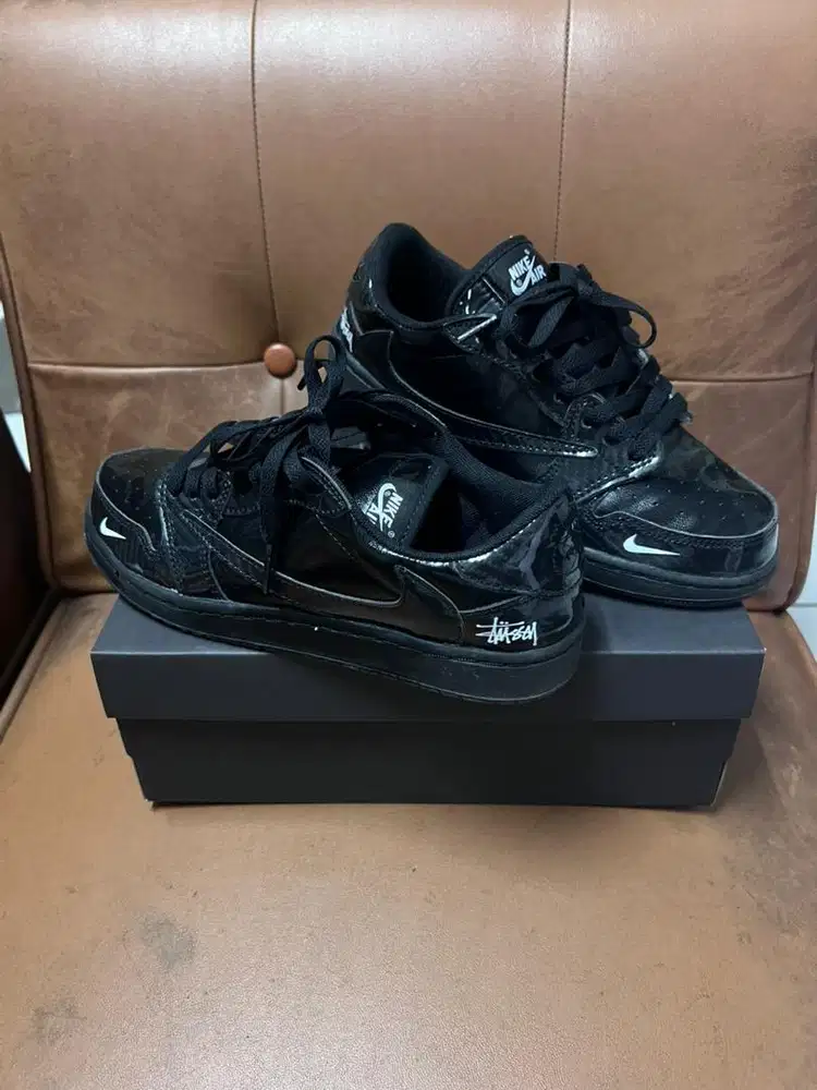 Sepatu Nike Travis baca deskripsi dulu