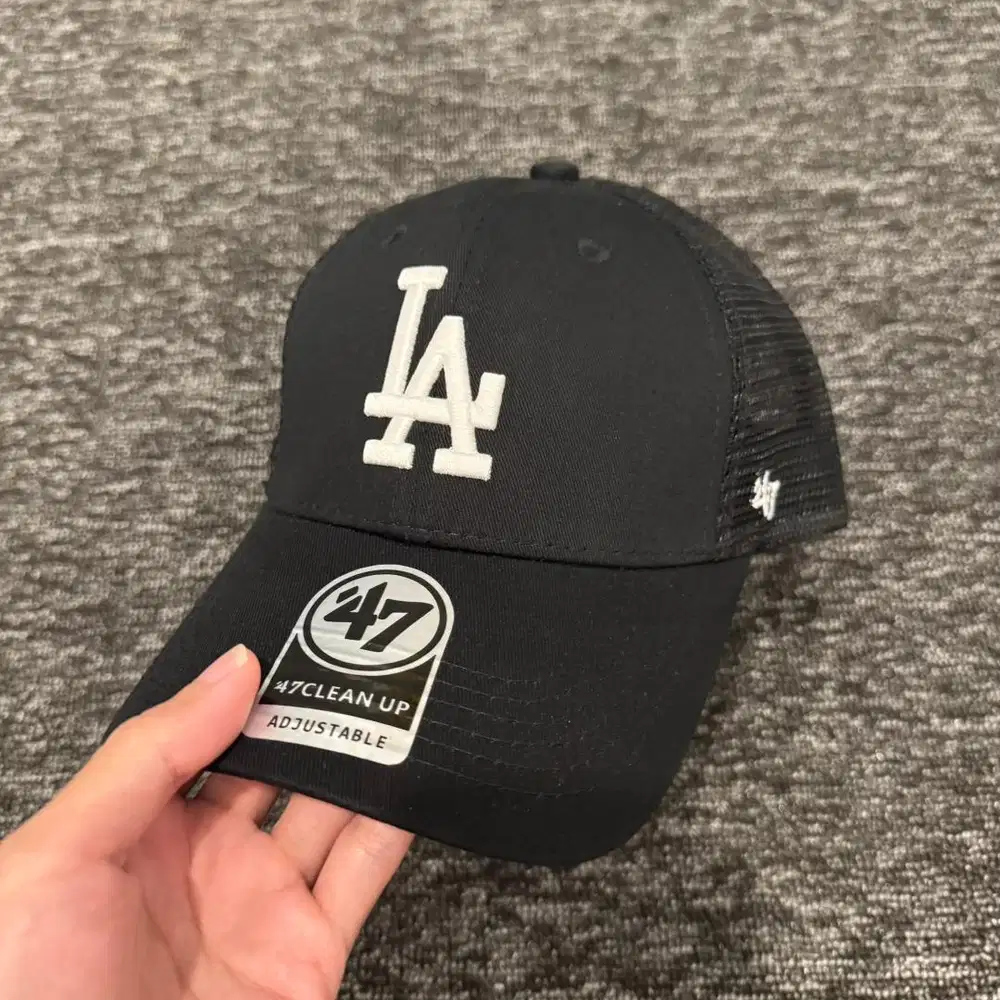 Topi Trucker Los Angeles Dodgers 47 Import