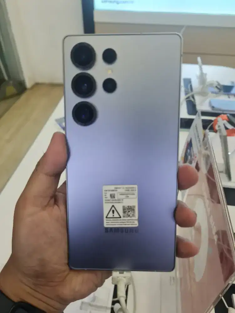 SAMSUNG GALAXY S25 ULTRA
