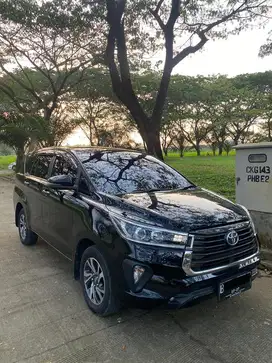 Toyota Innova Reborn 2.4 V Diesel A/T