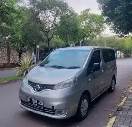 Nissan Evalia ST manual 2016 Mobil bekas murah
