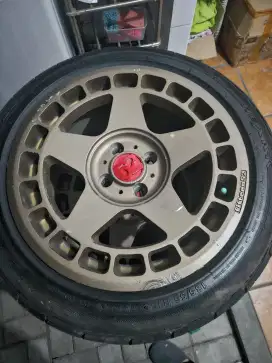 Velg racing fifteen52 R16 plus Bonus ban 4pcs