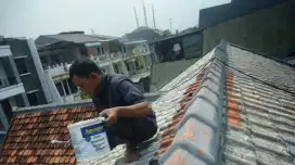 Atap bocor siap tempur