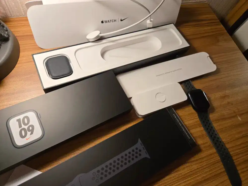 Apple Watch Nike series 7 edition like new fullset