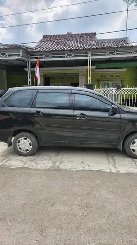 Daihatsu Xenia 2018 Bensin