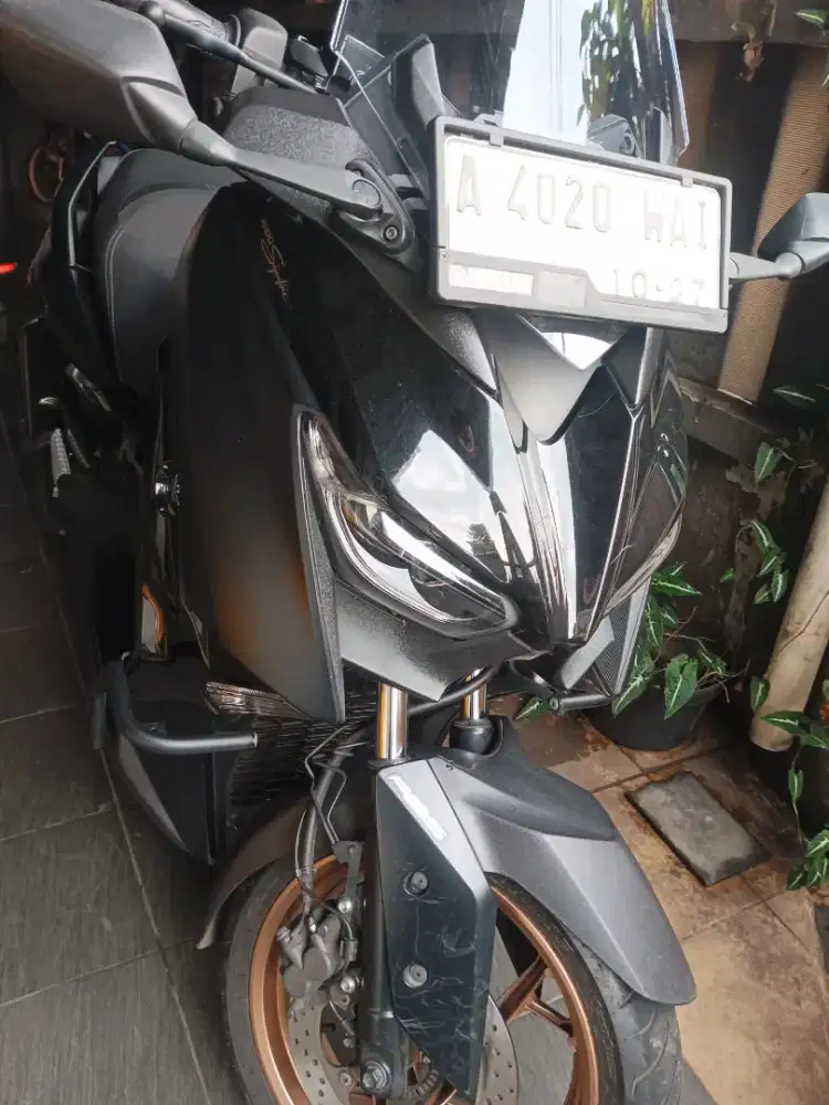 X max 2022 KM antik