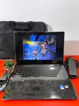 Lenovo 80E1 V74 Black G40-45 [RAM 16GB + SSD + VGA RADEON]