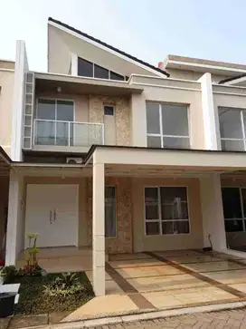 DISEWA / DIJUAL
RUMAH GREEN PURI UKURAN 8X15