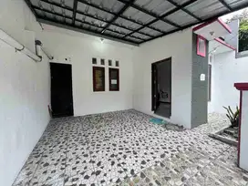 Rumah Strategis Di Harapan Indah Lama Bekasi