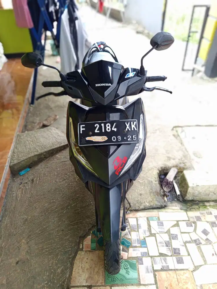 Dijual vario 125 tahun 2015 F cianjur