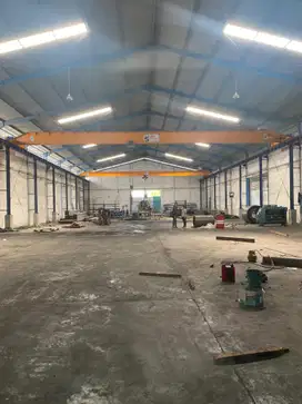 Dijual Gudang Siap pakai. Row Jalan Utama Margomulyo Permai