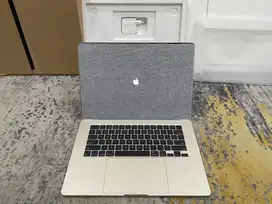 MacBook Air M3 15 Inch 2024 8/256Gb Ex iBox Fullset Like New