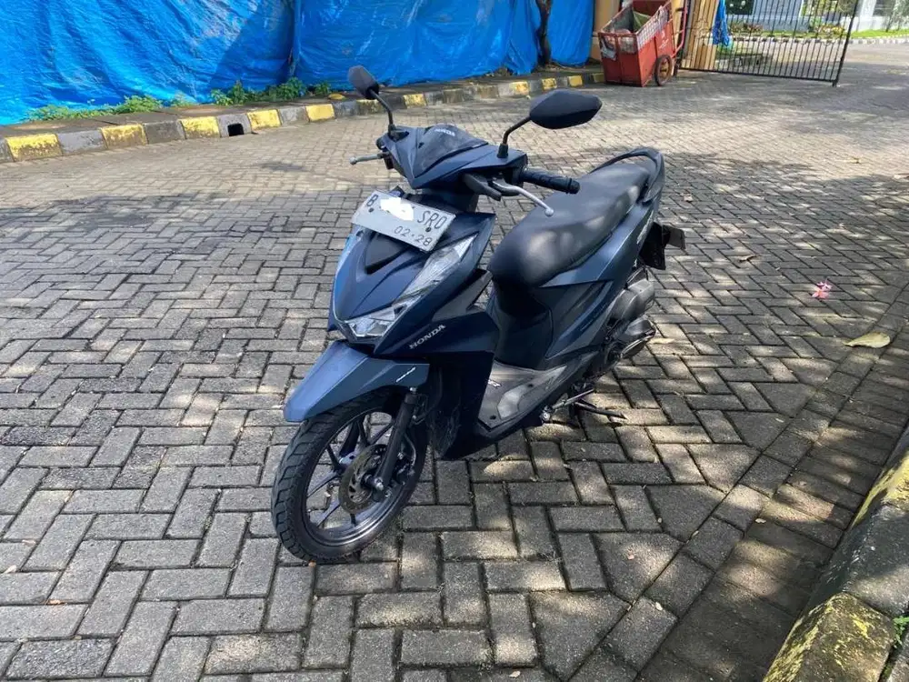 BEAT 2023 Deluxe (CBS-ISS) biru donker