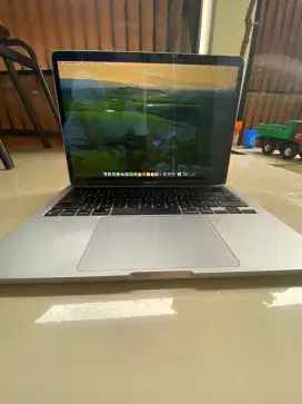 (NET aja) MacBook Pro M1 Touchbar 8/256