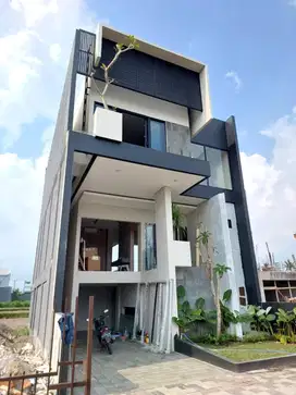 Villa 3 Lantai View Persawahan dekat Jalan Palagan