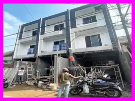 Dhyana Rumah baru ukuran 3.7x18.3m jalan lebar di Duri Kepa Lt 67.7m2