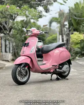 DIJUAL VESPA SPRINT 150 IGET THN 2017 PERFECT CONDITION