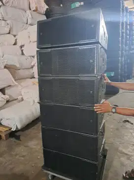 Line aray pasif turbosound tfh600hw 28 unit england