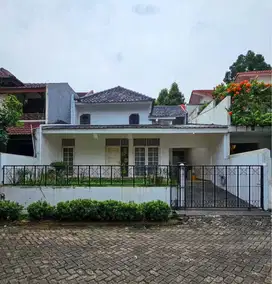Dijual Rumah Bagus Siap Huni di Taman Rempoa Indah