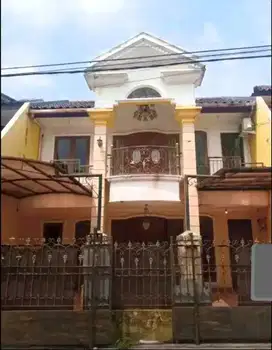 MURAH !! Rumah lokasi elite Billymoon Pondok Kelapa