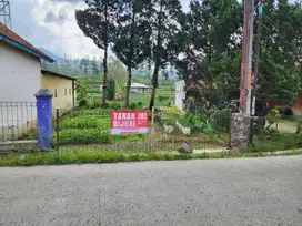 Jual Tanah Kavling datar, Pinggir Jalan Besar Cocok Untuk Vila