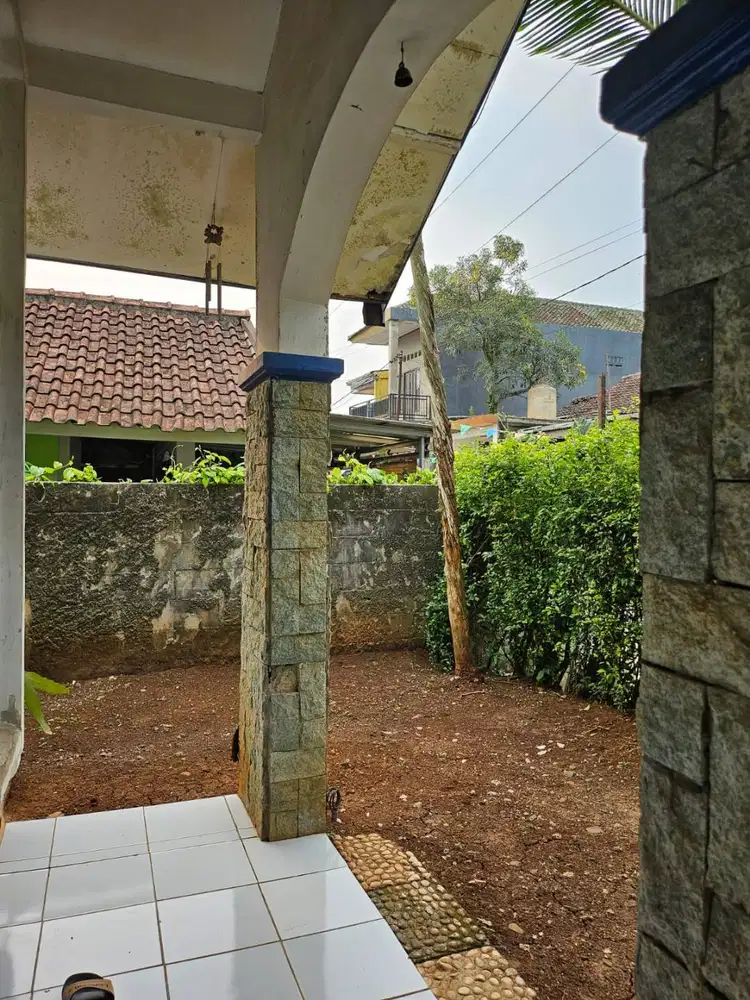 Rumah lama dijual cepat bisa nego