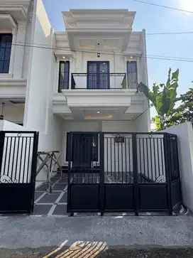 Di Jual Rumah 2 Lantai dkt GDC dan Stasiun Depok Lama